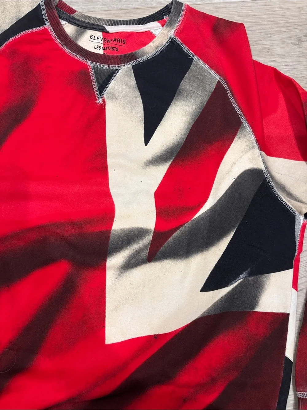 Vintage Eleven Paris Red, White & Black Graphic Crewneck Sweater/sweatshirt XL